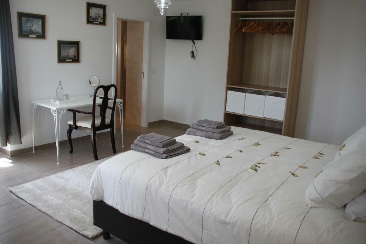 Bed and Breakfast Casa Do Loureiro Branco Сантарен Екстер'єр фото